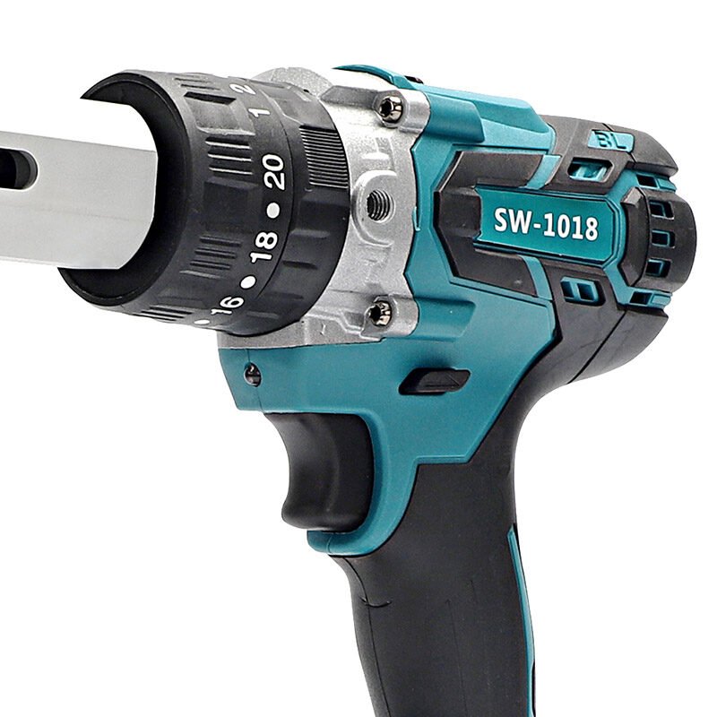 Professional cordless wire stripping kit with dies