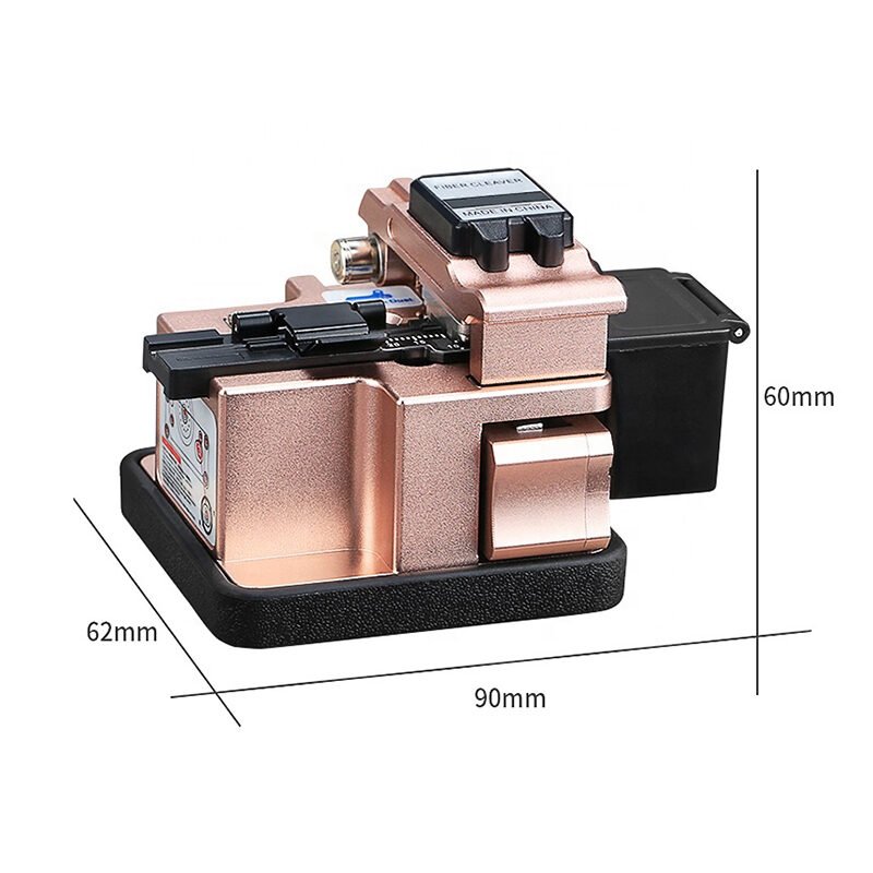 04 Automatic blade rotation fiber cleaver